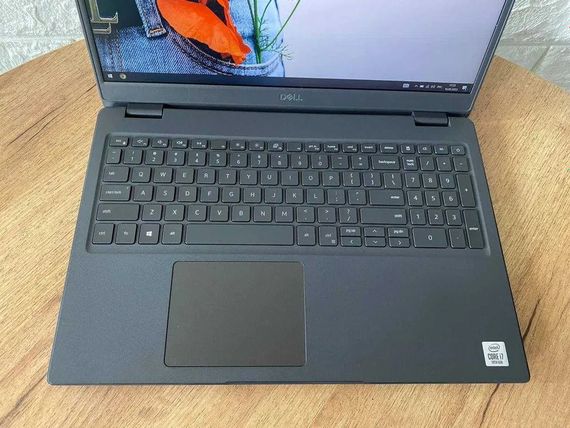 Ноутбук Dell Latitude 3510 15,6" FHD IPS i7 10510U 8Gb SSD 256Gb Б/У | Зображення 1