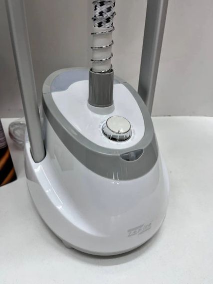 Белый Отпариватель вертикальный для одежды со стойкой Zepline ZP-129 3000W | Зображення 2
