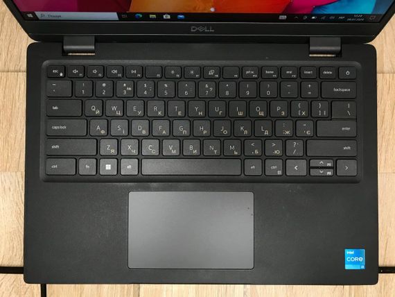 Ноутбук Б-класс Dell Latitude 3420 / 14" (1920x1080) IPS Touch / Intel Core i3-1115G4 (2 (4) ядра по 4.1 GHz) / 8 GB DDR4 / 256 GB SSD / Intel Iris Xe Graphics / Windows 10 б/у | Зображення 3
