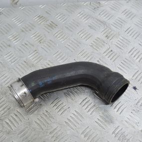 Патрубок інтеркулера верхній правий 1.4 TDI Volkwagen Polo Шланг Фольксваген Поло 6Q0145838H