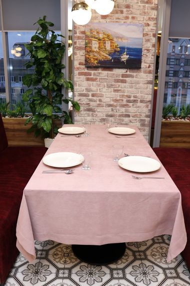 Скатертина двостороння Kayra Blackout 160×285 см Бордова | Зображення 4