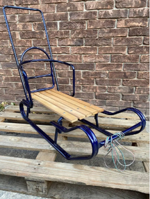 Дитячі санчата "Королівські" із переставною ручкою-штовхачем