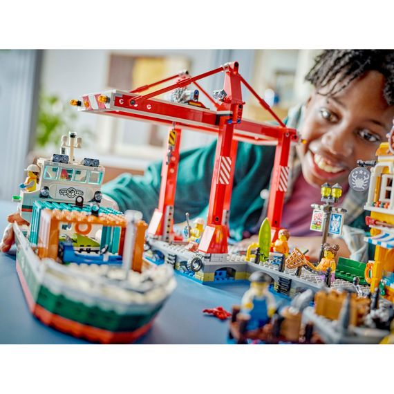 Конструктор LEGO City Морська гавань із вантажним судном (60422) | Зображення 9