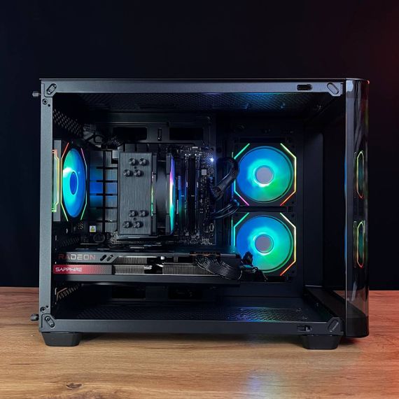 Збірка на замовлення: ігровий ПК AeroCool P300C-G-BK-v1 Black Tower / AMD Ryzen 7 7700 (8 (16) ядер по 3,8 - 5,3 ГГц) / 32 ГБ DDR5 / 1000 ГБ SSD M.2 / AMD Radeon RX 7800 XT, 16 GB GDDR6, 256-bit / 850W | Зображення 2
