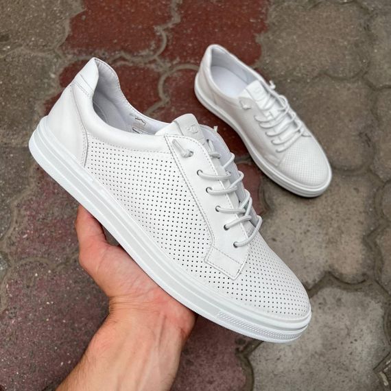 Чоловічі білі шкіряні кеди з перфорацією — тренд взуття | Зображення 7