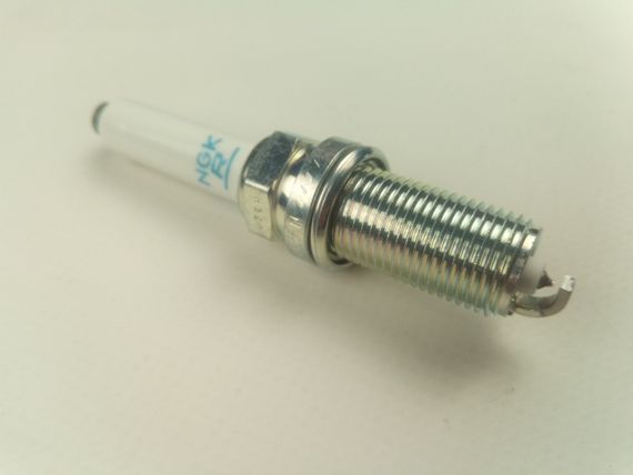 Свічка запалювання NGK PLFER7A8EG/94833 VAG 1.8/2.0 TSI/TFSI (06K905601B) | Зображення 1