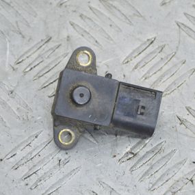 Датчик тиску палива 2.0 BMW E60/E66 E81/E87 E90/E93 2004-2013 Датчик тиску палива БМВ 7585278