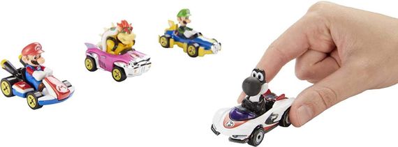 Hot Wheels Mario Kart Characters and Karts. Хот Вилс набор машинок Марио Карт: Марио, Луиджи, Боузер, Йоши | Зображення 4