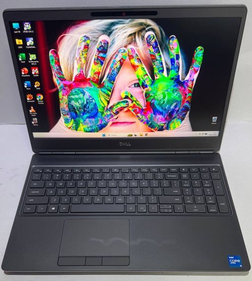 Мобільна робоча станція Dell Precision 7560 / 15.6" (1920x1080) IPS / Intel Core i5-11500H (6 (12) ядер по 2.4 - 4.6 GHz) / 16 GB DDR4 / 512 GB SSD / nVidia Quadro T1200, 4 GB GDDR6, 128-bit / WebCam б/в | Зображення 1