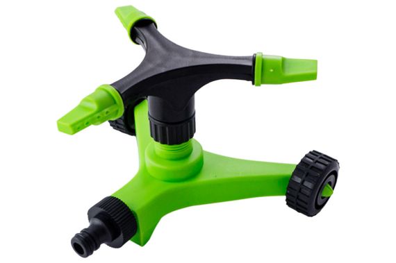 Дождеватель вращающейся Mastertool - 1/2" x 12 м вертолет на колесиках (92-9332)