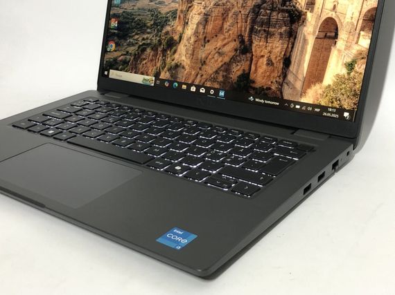 Ультрабук Б-класс Dell Latitude 3450 / 14" (1920x1080) IPS / Intel Core i3-1315U (6 (8) ядер по 1.2 - 4.5 GHz) / 16 GB DDR5 / 256 GB SSD / Intel UHD Graphics / WebCam / Win 10 Pro б/у | Зображення 8