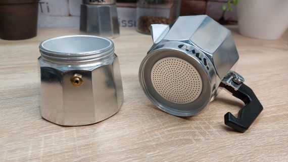Кофеварка гейзерная OMS 9128-3 3 чашки 150 мл | Зображення 2