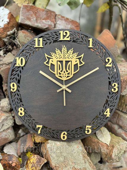 Настенные часы из дерева с гербом Украины Патриотические часы из фанеры | Зображення 1