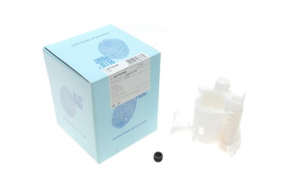 Фільтр паливний Lexus GS IS 2.5-3.5 05- ADT32399