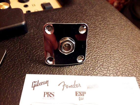 Вхід квадратний роз'єм для джек Jack для електрогітари Gibson Les Paul SG ES Ibanes Shur LTD ESP ХРОМ | Зображення 1