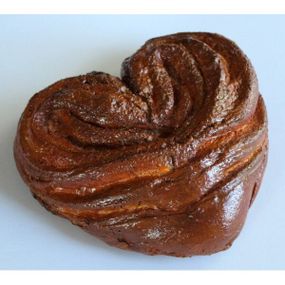 Муляж Плюшка серце карамель
