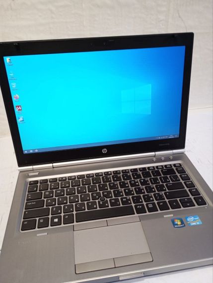 Ноутбук Б-класс HP EliteBook 8470p / 14" (1600x900) TN / Intel Core i5-3320M (2 (4) ядра по 2.6 - 3.3 GHz) / 8 GB DDR3 / 500 GB HDD / Intel HD Graphics 4000 / WebCam / DVD-ROM б/у | Зображення 1