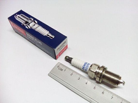 Свічка запалювання DENSO PK22688/3273 VAG ОДНА ШТУКА