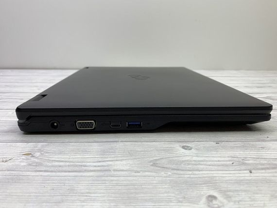 Ноутбук Fujitsu LifeBook E549 / 14" (1920x1080) IPS / Intel Core i5-8265U (4 (8) ядра по 1.6 - 3.9 GHz) / 8 GB DDR4 / 256 GB SSD / Intel UHD Graphics / WebCam б/у | Зображення 6