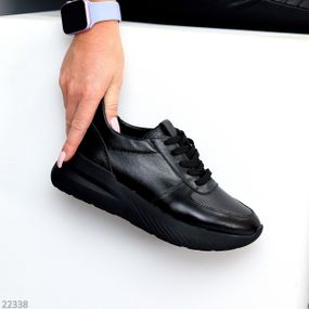 Базовые черные кожаные кроссовки натуральная кожа, модель в ассортименте 37