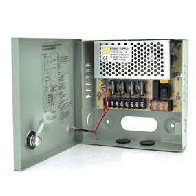 Импульсный БП 12V-5A/4CH в боксе с замком перфорированный,4-х канальный,Q30