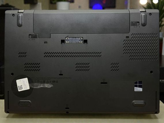 Ноутбук Lenovo ThinkPad T460 / 14" (1920x1080) TN / Intel Core i5-6300U (2 (4) ядра по 2.4 - 3.0 GHz) / 8 GB DDR4 / 120 GB SSD / Intel HD Graphics 520 / WebCam б/у | Зображення 4