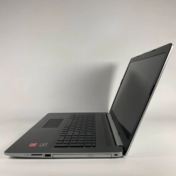 Ноутбук Б-класс HP Pavilion 17-ca0011ds / 17.3" (1600x900) TN Touch / AMD Ryzen 3 2300U (4 ядра по 2.0 - 3.4 GHz) / 16 GB DDR4 / 192 GB SSD / AMD Radeon Vega 6 / WebCam б/у + Подарок Беспроводная мышь / USB | Зображення 4
