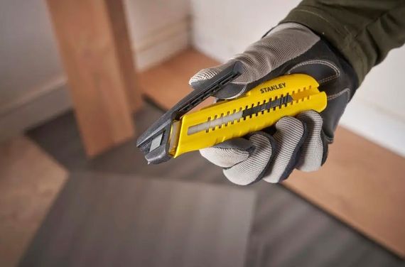 Ніж Stanley довжиною 160 мм з лезом шириною 18 мм з сегментами, що відламуються (STHT10489-0) | Зображення 1