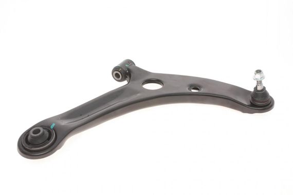 Важіль підвіски передній знизу  R Mitsubishi Colt 04- Smart Forfour 04- ADC486106