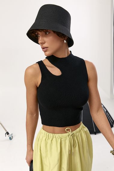 В'язана коротка майка з вирізом - чорний цвет, ONE SIZE (є розміри) | Зображення 4