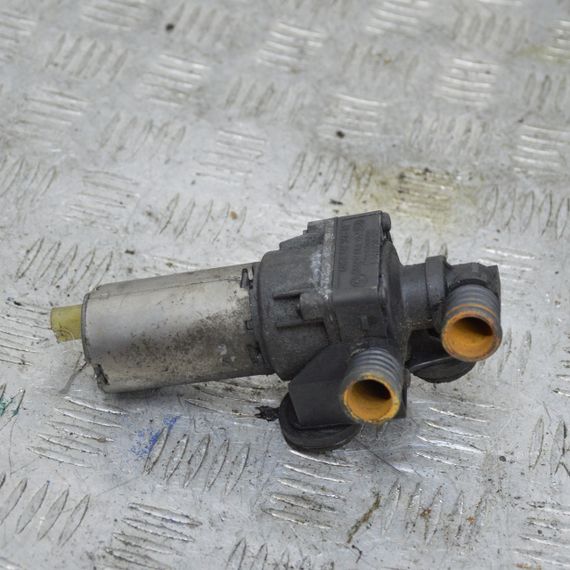 Помпа водяна BMW E46 E60 E61 E63 E64 E81 E87 E90 E91 X3 X5 1998-2014 Водяний насос БМВ 64118369806 | Зображення 1