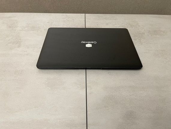 Ультрабук Gateway GWTN141-10BK / 14" (1920x1080) IPS / Intel Core i5-1135G7 (4 (8) ядра по 4.2 GHz) / 16 GB DDR4 / 256 GB SSD / Intel Iris Xe Graphics / WebCam / Fingerprint б/в + Подарунок Дротова миша USB | Зображення 6