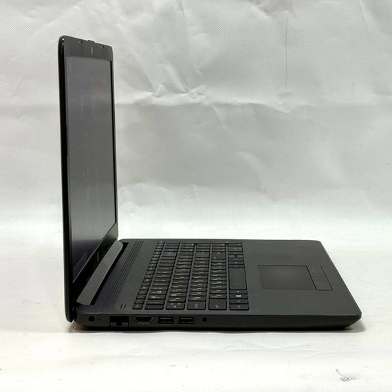 Ноутбук HP 250 G7 / 15.6" (1366x768) TN / Intel Celeron N4000 (2 ядра по 1.1 - 2.6 GHz) / 8 GB DDR4 / 128 GB SSD / Intel UHD Graphics 600 / WebCam / Windows 10 Pro б/в | Зображення 4