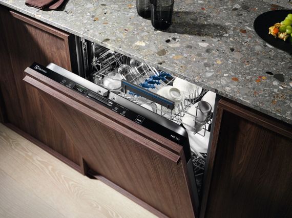 Посудомийна машина Electrolux вбудована EEQ947200L | Зображення 7