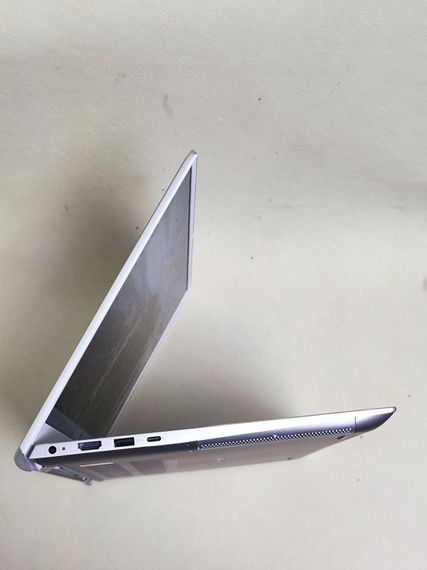 Ультрабук Dell Inspiron 15 7501 / 15.6" (1920x1080) IPS Touch / Intel Core i5-10300H (4 (8) ядра по 2.5 - 4.5 GHz) / 8 GB DDR4 / 256 GB SSD / Intel UHD Graphics / WebCam б/у | Зображення 4