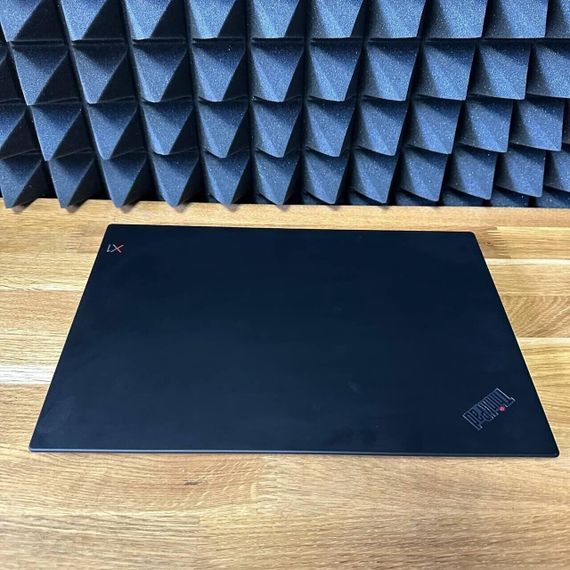 Ультрабук Б-класс Lenovo ThinkPad X1 Carbon 6th Gen / 14" (1920x1080) IPS Touch / Intel Core i7-8650U (4 (8) ядра по 1.9 - 4.2 GHz) / 16 GB DDR4 / 256 GB SSD / Intel UHD Graphics 620 / WebCam б/у | Зображення 6