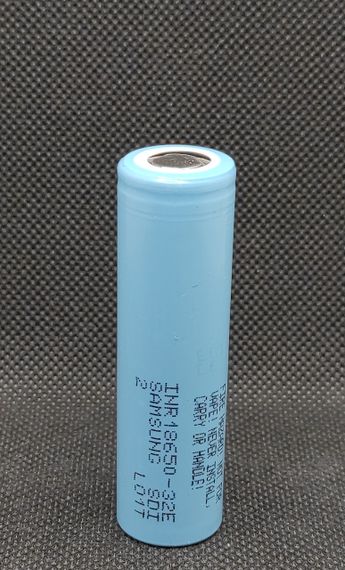 Аккумулятор высокотоковый Samsung INR18650-32E 3,6V 3200mAh ( 10A ) 1шт. | Зображення 2