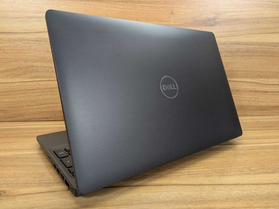 Ультрабук Dell Latitude 5501 / 15.6" (1920x1080) IPS / Intel Core i5-9400H (4 (8) ядра по 2.5 - 4.3 GHz) / 8 GB DDR4 / 256 GB SSD / Intel UHD Graphics 630 / WebCam / HDMI / Windows 10 б/у + Подарок Беспроводная мышь / USB | Зображення 6