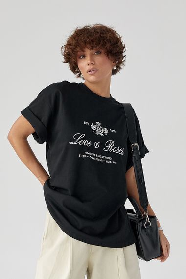 Футболка вільного фасону з вишитими написами - чорний цвет, ONE SIZE (є розміри)