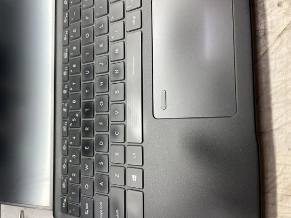 Ультрабук Б-класс MSI Summit B14 A11M-077US / 14" (1920x1080) IPS / Intel Core i5-1135G7 (4 (8) ядра по 2.4 - 4.2 GHz) / 16 GB DDR4 / 512 GB SSD / Intel Iris Xe Graphics / WebCam б/у | Зображення 7