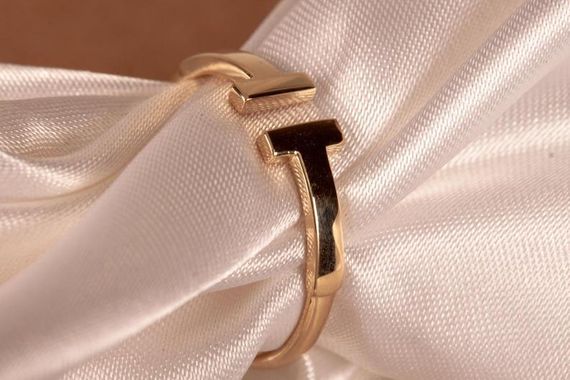 Женское кольцо Tiffany из желтого золота 22 | Зображення 1
