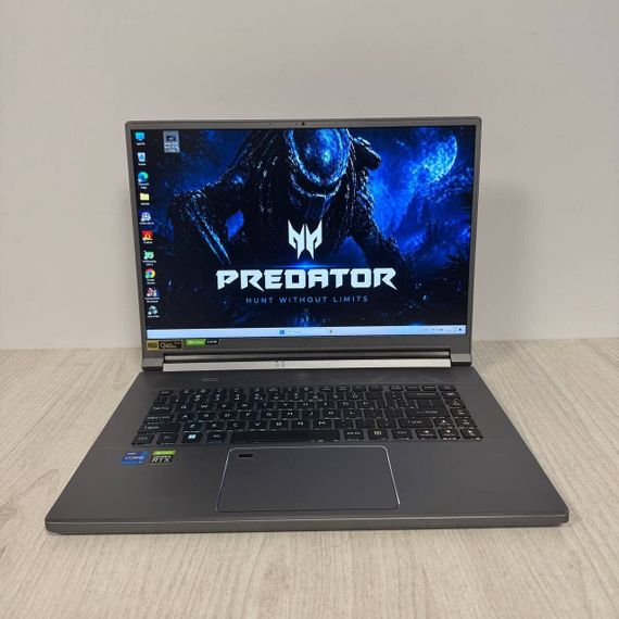 Игровой ноутбук Acer Predator Triton PT516-52s / 16" (2560x1600) IPS / Intel Core i7-12700H (14 (20) ядер по 3.5 - 4.7 GHz) / 16 GB DDR5 / 1000 GB SSD / nVidia GeForce RTX 3080 Ti, 16 GB GDDR6, 256-bit / WebCam б/у | Зображення 1