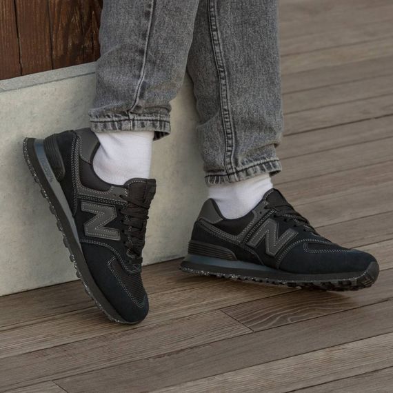 Демісезонні кросівки New Balance 574 колір чорний | Зображення 2
