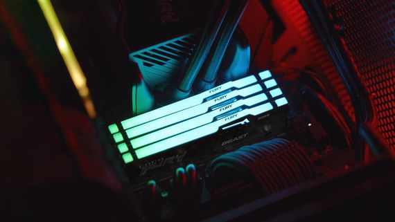 Память ПК Kingston DDR5 32GB KIT (16GBx2) 5600 FURY Beast RGB KF556C40BBAK2-32 | Зображення 2