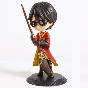 Фигурка Гарри Поттер с метлой