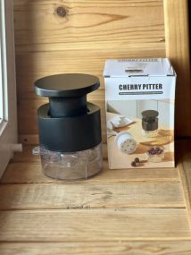 Прилад для видалення кісточок AND 1-56