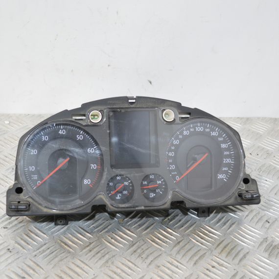 Приладова панель 1.9 / 2.0 TDI Volkswagen Passat B6 2005-2010 Спідометр тахометр Фольксваген Пассат б6 A2C53106067