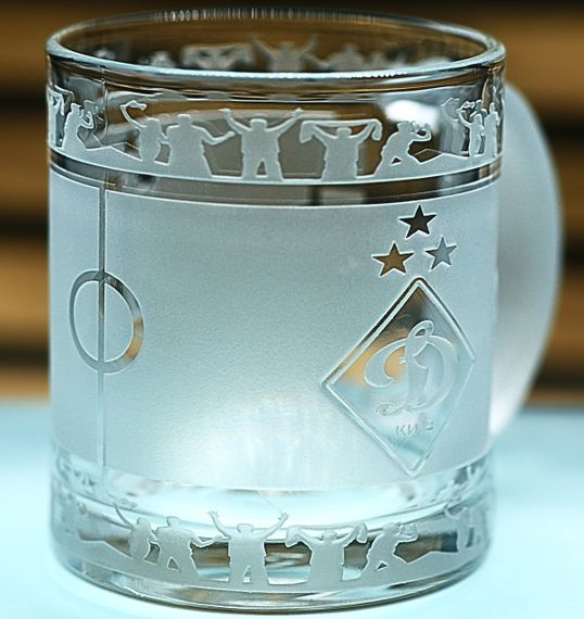 Скляна чашка 320 мл ФК Динамо Київ з гравіюванням подарунок для фаната  футбольна кружка кругова | Зображення 2