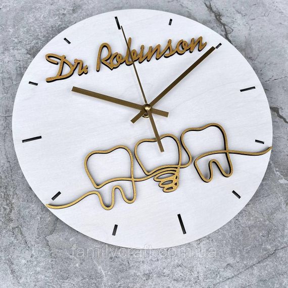 Іменні настінні дерев'яні годинники стоматолога Подарок дантисту або ортодонту, зубному лікарю | Зображення 3