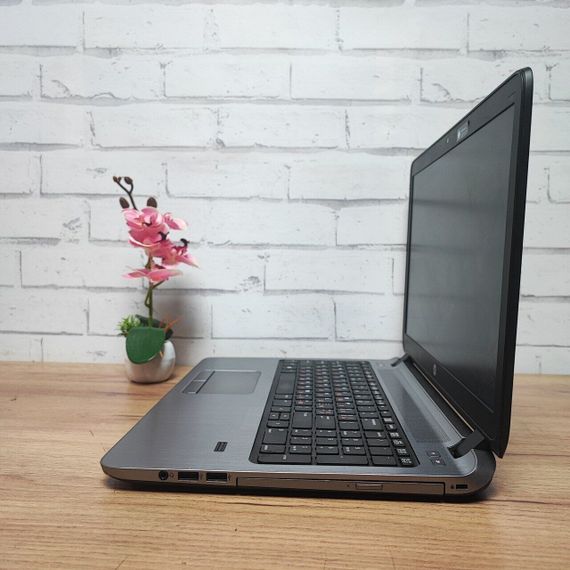 Ноутбук HP ProBook 455 G2 / 15.6" (1366x768) TN / AMD A6 Pro-7050B (2 ядра по 2.2 - 3.0 GHz) / 8 GB DDR3 / 128 GB SSD / AMD Radeon R4 Graphics / WebCam / DVD-ROM б/в | Зображення 5